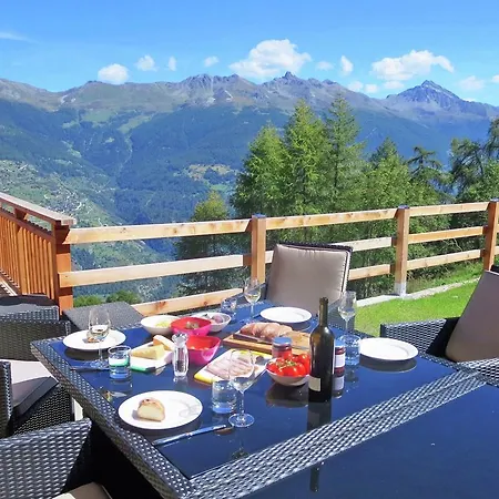 Splendid Valley View Chalet In Сasa de vacaciones